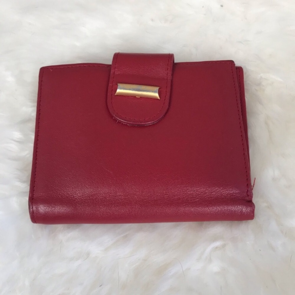 Amanda Smith - Red Leather Wallet